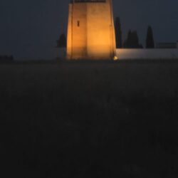 La torre iluminada